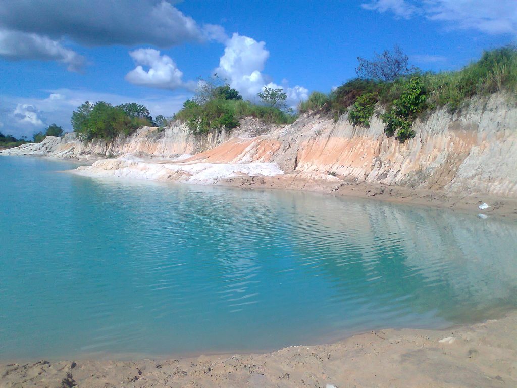 Danau Biru Tewang Rangkang - Katingan