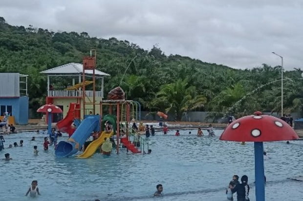 Kolam Renang Bukit Sawa - Lamandau
