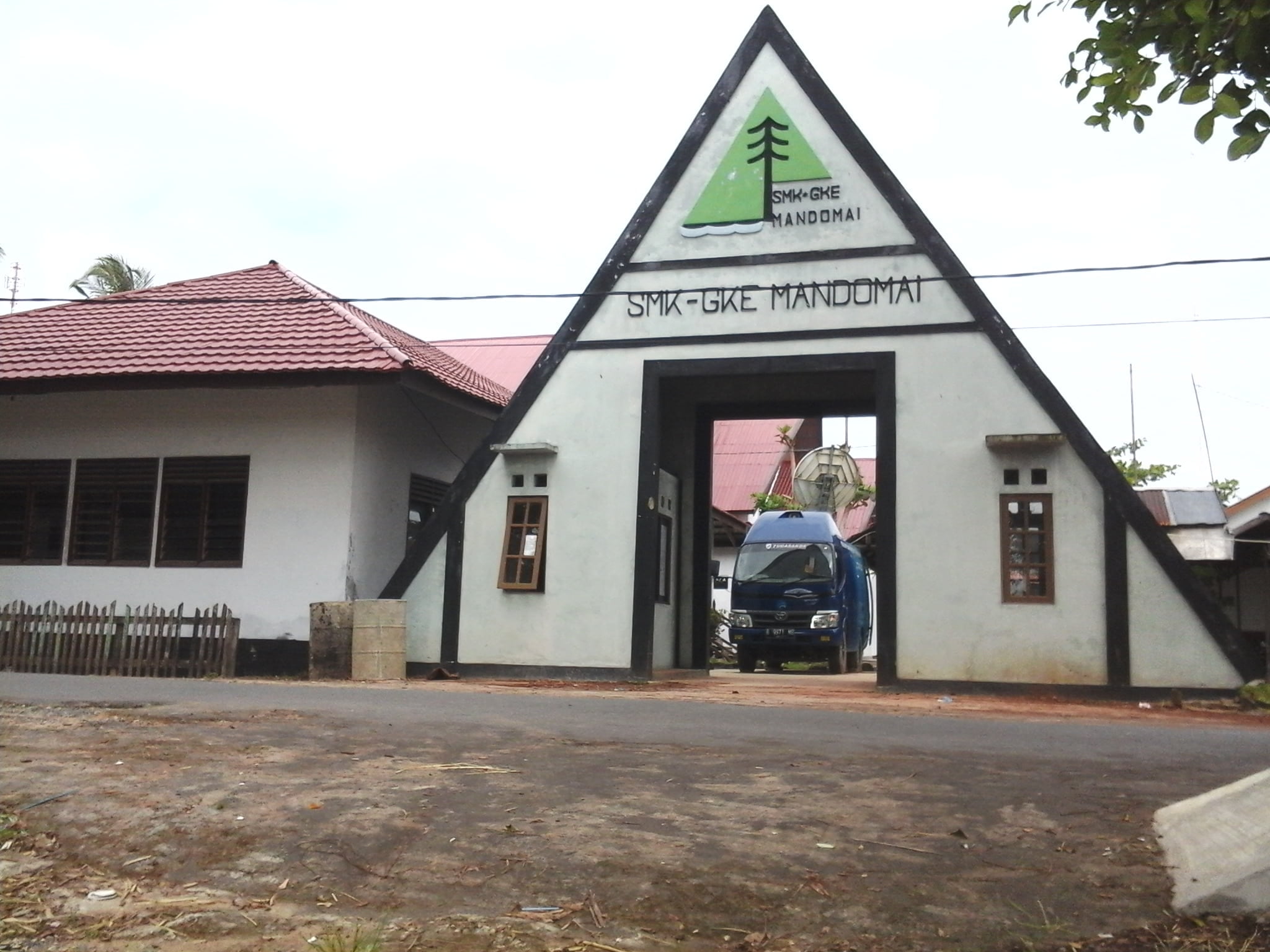 SMK GKE mandomai - Kapuas